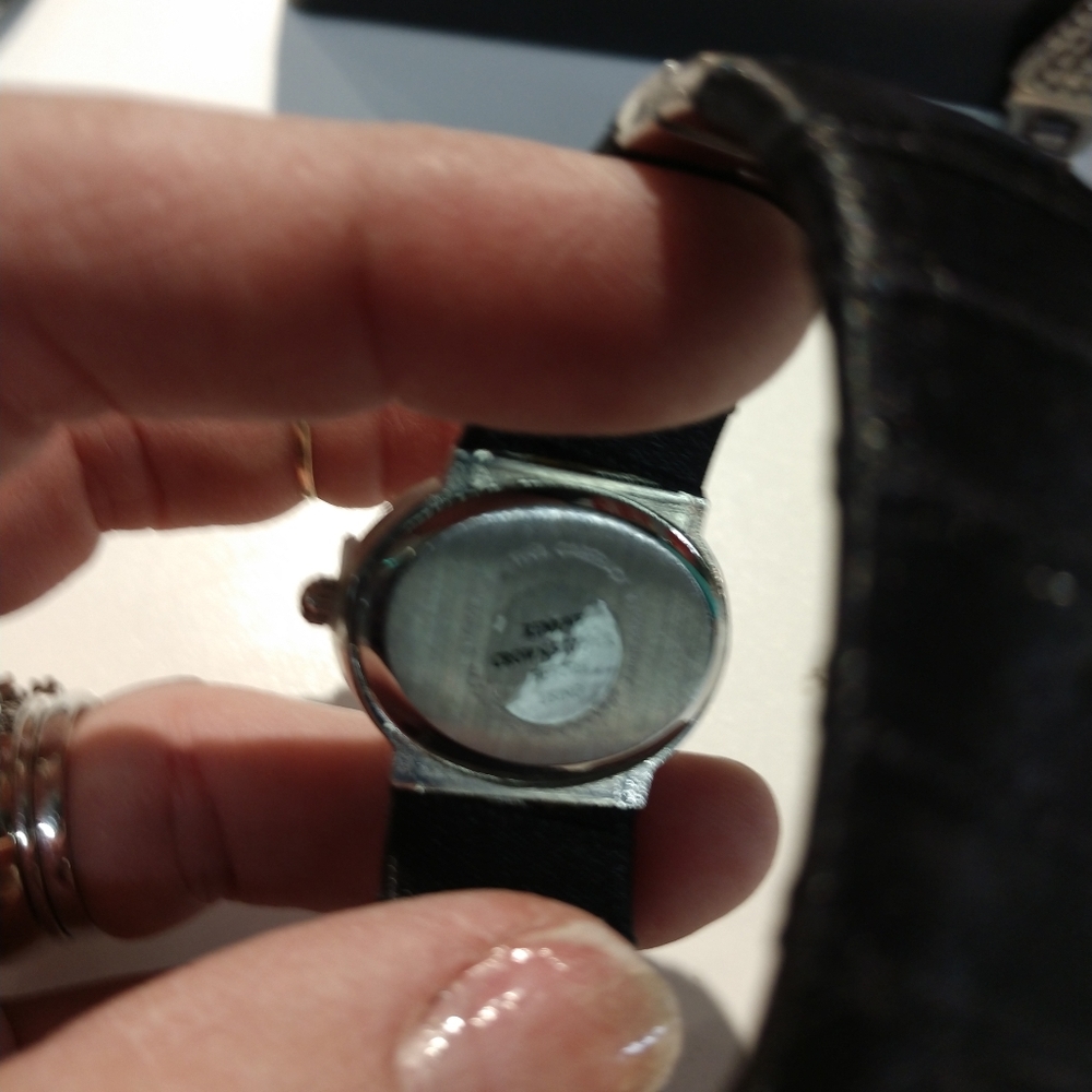 Vivani Bangle Watch - Picture 2 of 3
